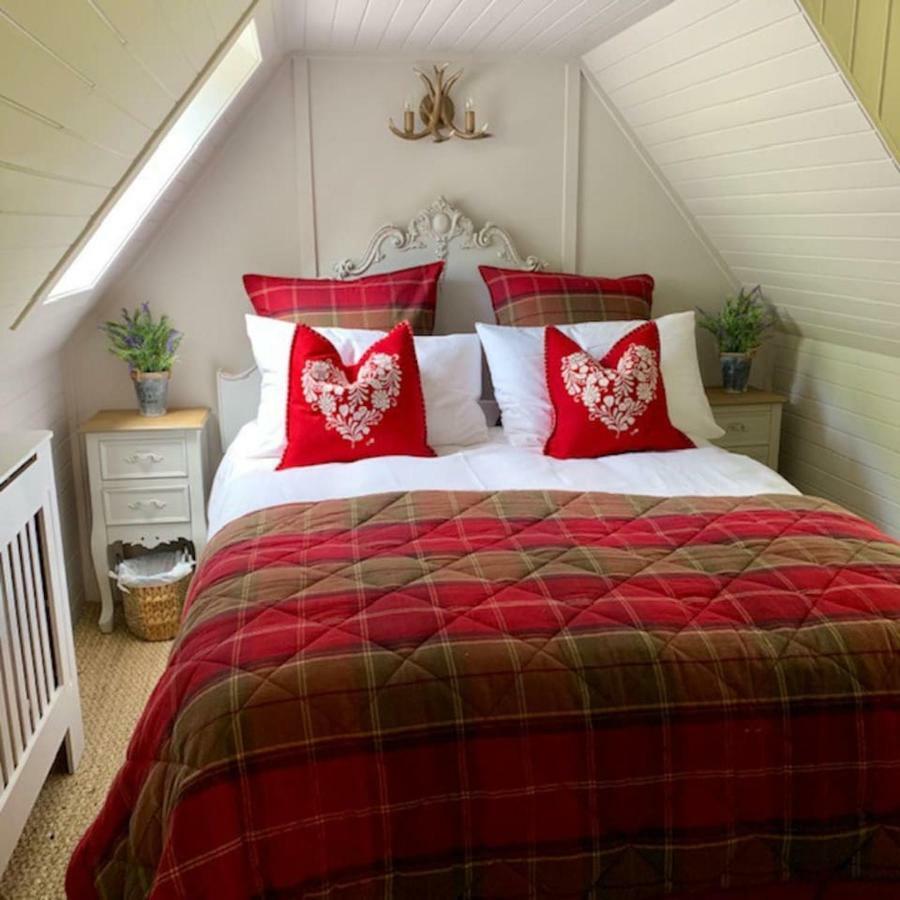 Glencroft A Fairytale Highland Cottage Aberfeldy Exteriör bild